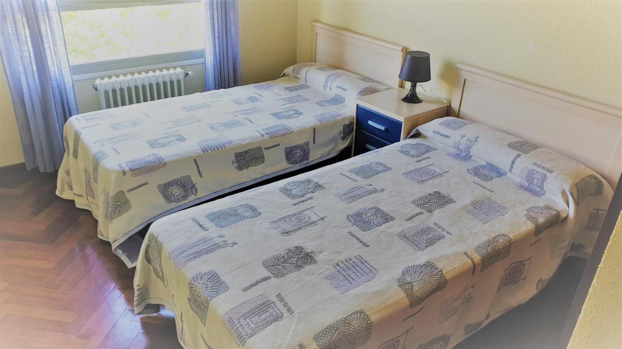 Habitación Caja Mágica Madrid Esterno foto