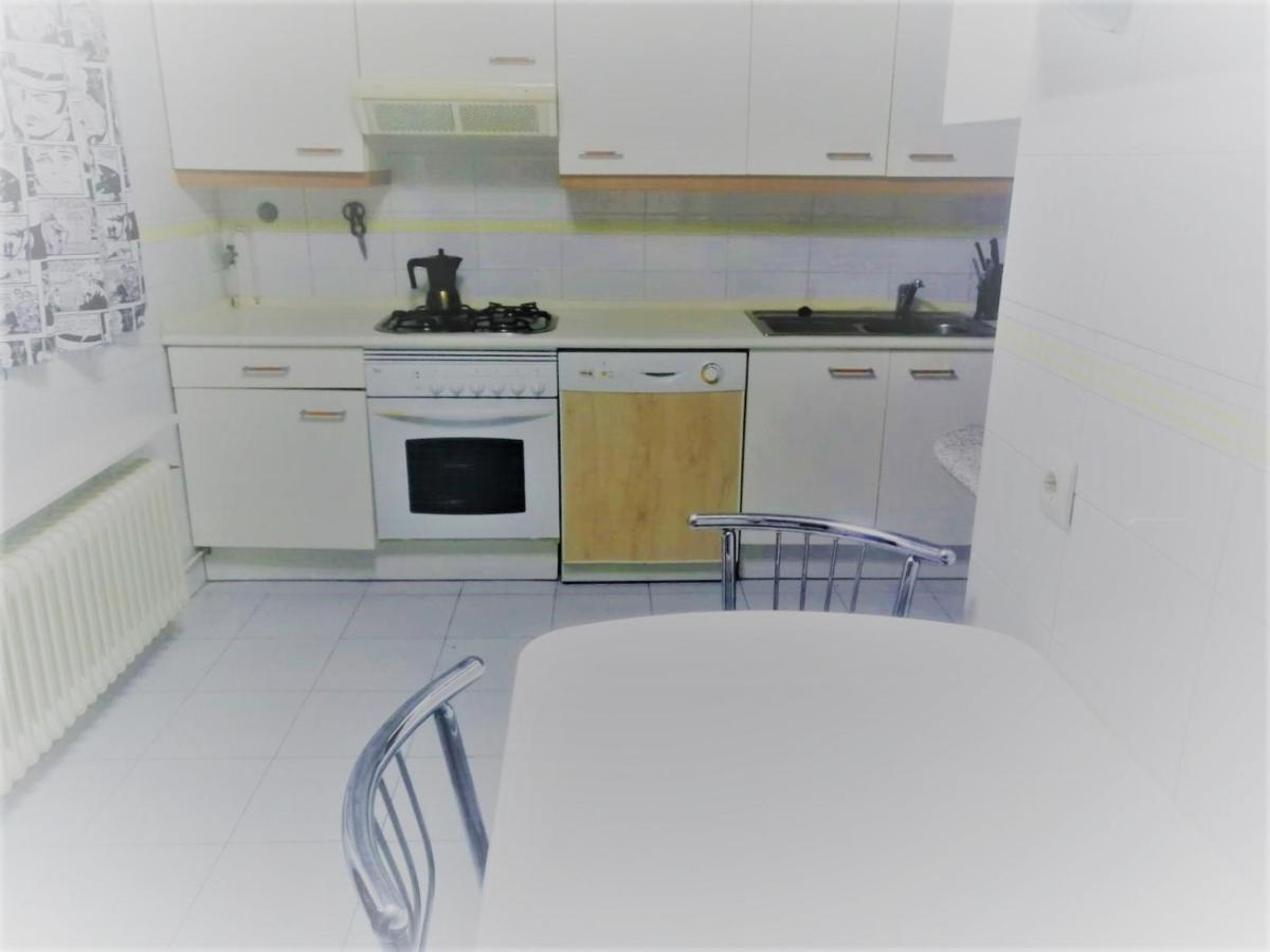 Habitación Caja Mágica Madrid Esterno foto