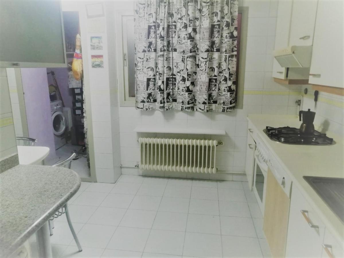 Habitación Caja Mágica Madrid Esterno foto